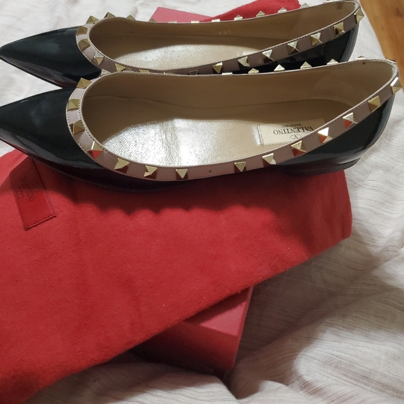 Valentino Rockstud Flats - Picture 2 of 2